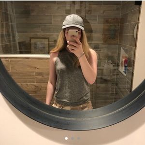 ❄️Lululemon grey hat❄️